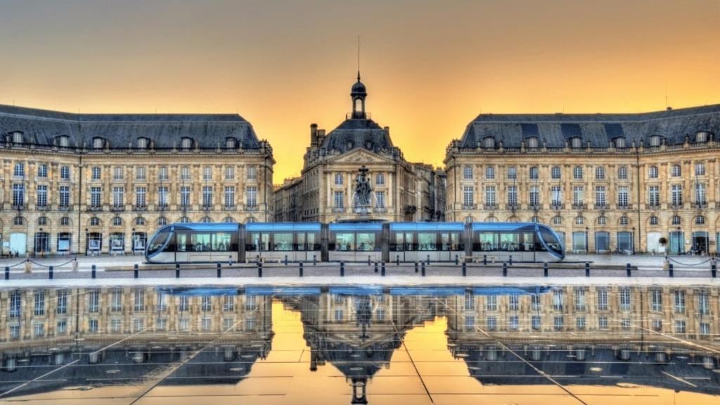 Le Nid Des Petits A 15 Min De Bordeaux Leilighet Sainte-Eulalie  Eksteriør bilde